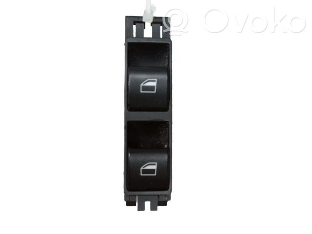 Electric window control switch   61316902179,61316902179,6902179