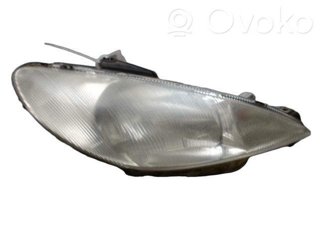 Peugeot 206 Lampa przednia 