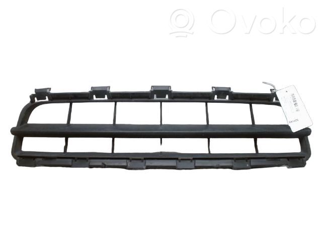 Renault Clio II Front bumper lower grill 