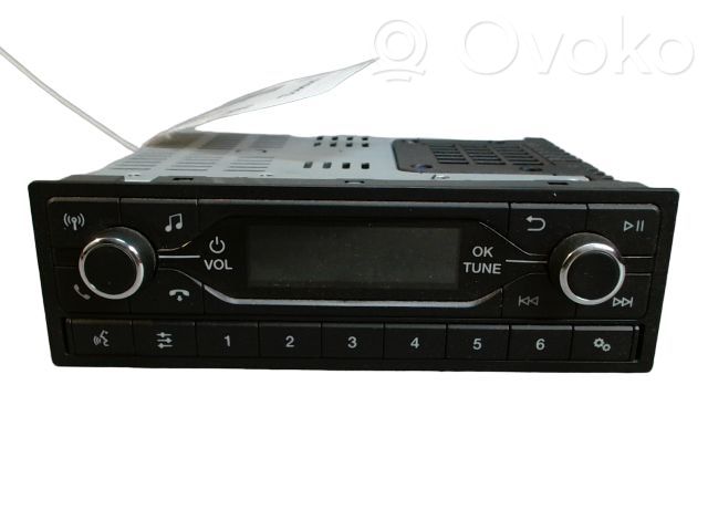 Ford Transit Custom Unitate principală radio/CD/DVD/GPS 