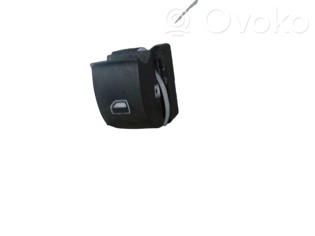 Audi A3 S3 8P Electric window control switch 