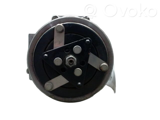 Volvo V50 Air conditioning (A/C) compressor (pump) 