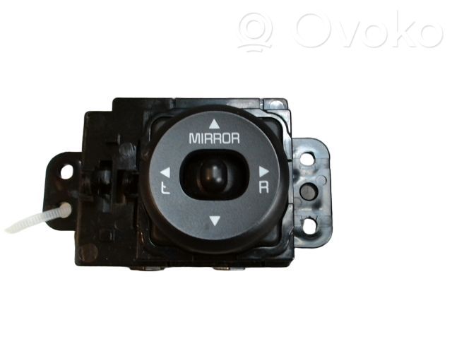 KIA Ceed Wing mirror switch 