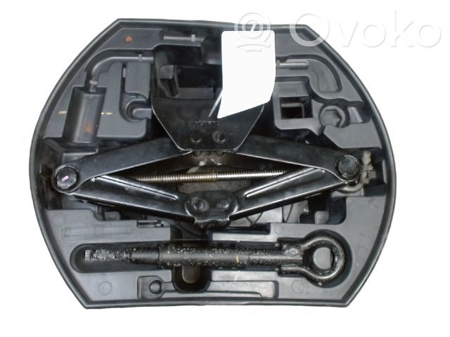 Peugeot 2008 I Lewarek samochodowy 