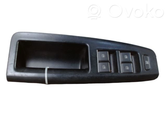 Volkswagen Polo IV 9N3 Schalter el. Fensterheber 