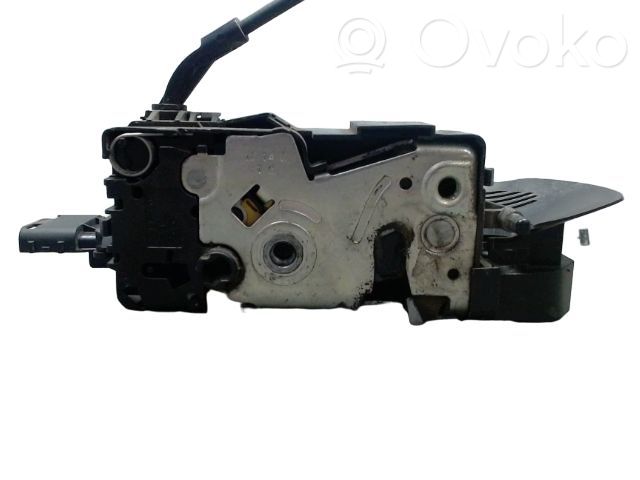 Citroen C3 Picasso Front door lock 