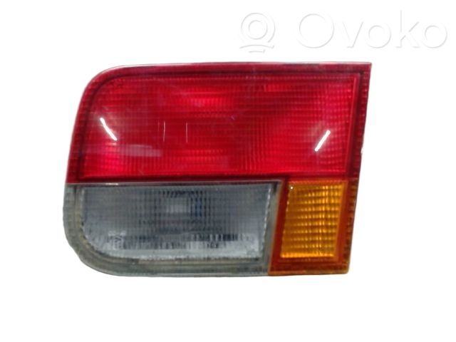 Honda Civic Takaluukun takavalot 