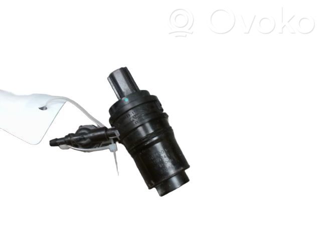 Ford Fiesta Windscreen/windshield washer pump 