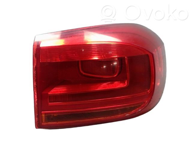 Lampa tylna   5N0945096Q,16900284,2212134,42425568,44119D2RUE,5746932,5N0945096N,5N0945096Q,900331,GP1868