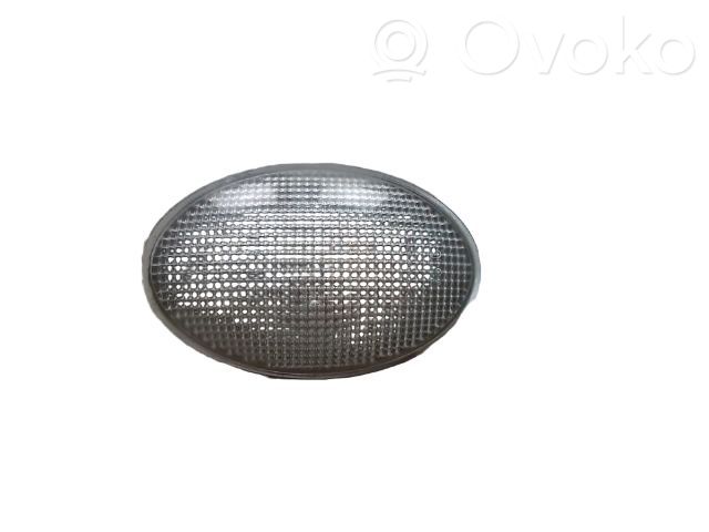 Opel Corsa C Semnalizator bară față 