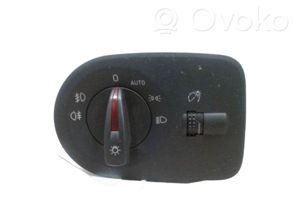 Seat Ibiza IV (6J,6P) Comutator lumini 