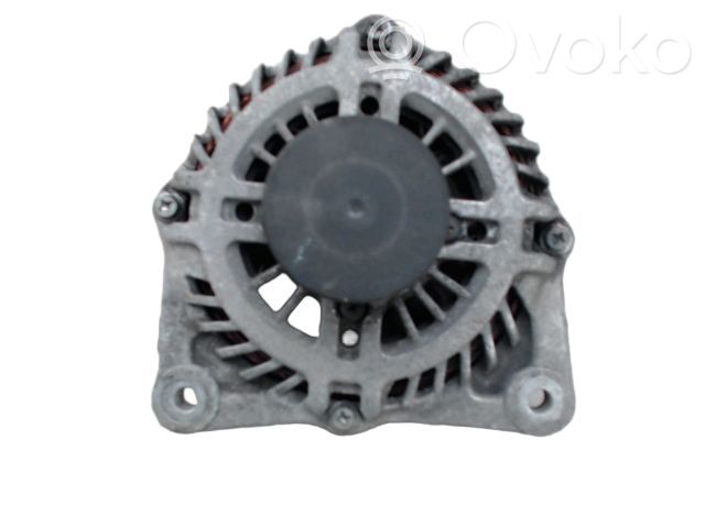 Nissan Qashqai Generatore/alternatore 