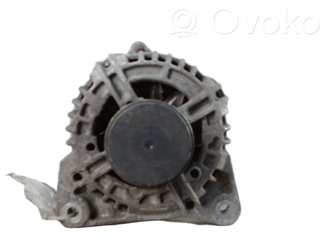 Renault Clio III Generatore/alternatore 