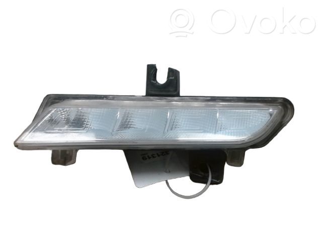 Renault Clio IV Faro diurno con luce led 