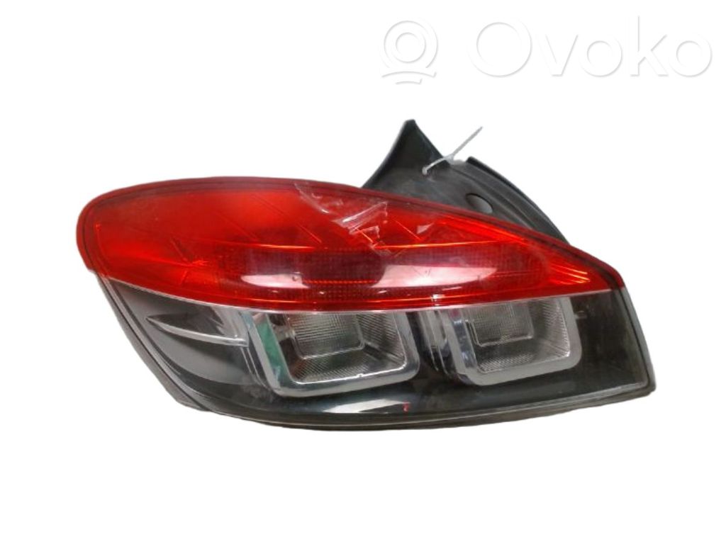 Renault Master III Lampa tylna