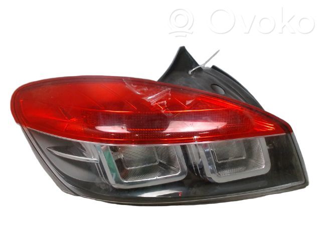 Renault Master III Luci posteriori 