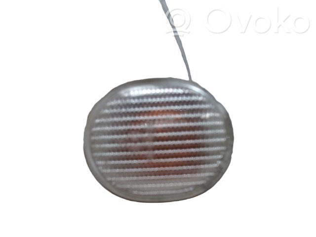 Daihatsu Trevis Seitenblinker 
