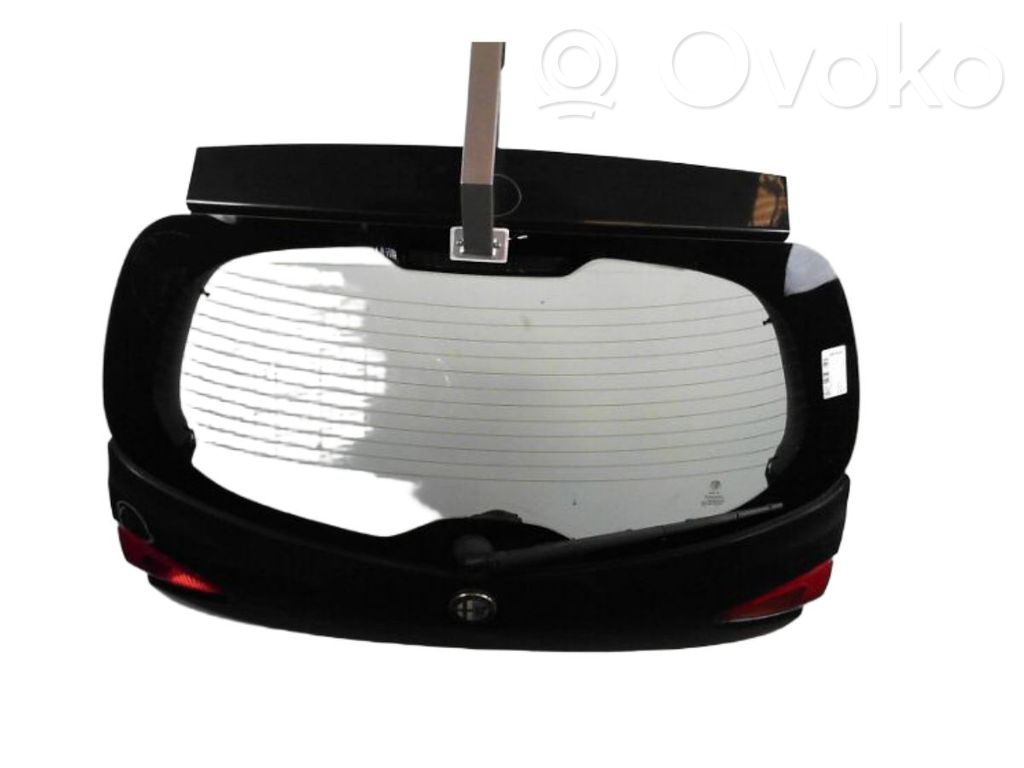 Alfa Romeo 147 Puerta del maletero/compartimento de carga 