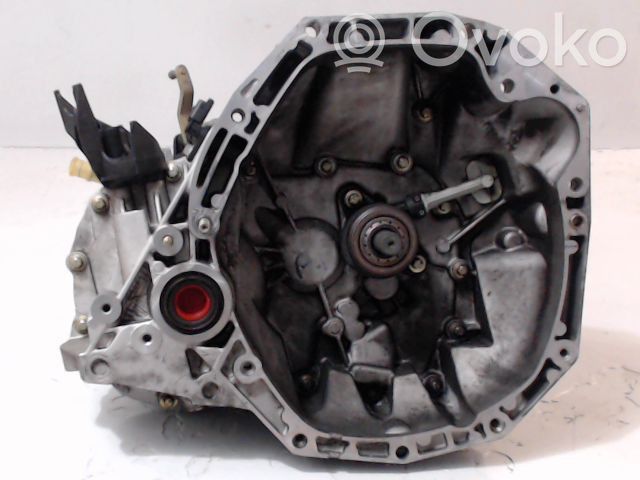 Renault Clio III Manuaalinen 6-portainen vaihdelaatikko 