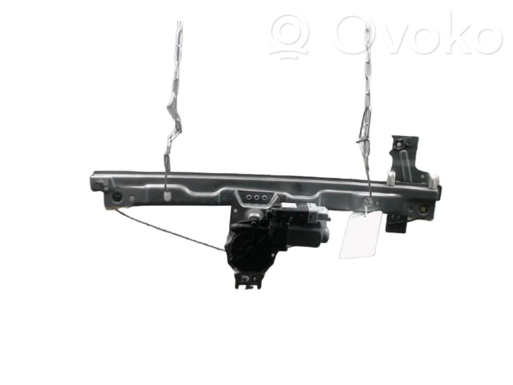 Peugeot 207 Macara ușă față cu motor