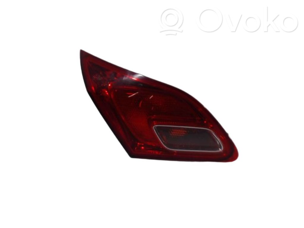 Opel Astra J Takaluukun takavalot 