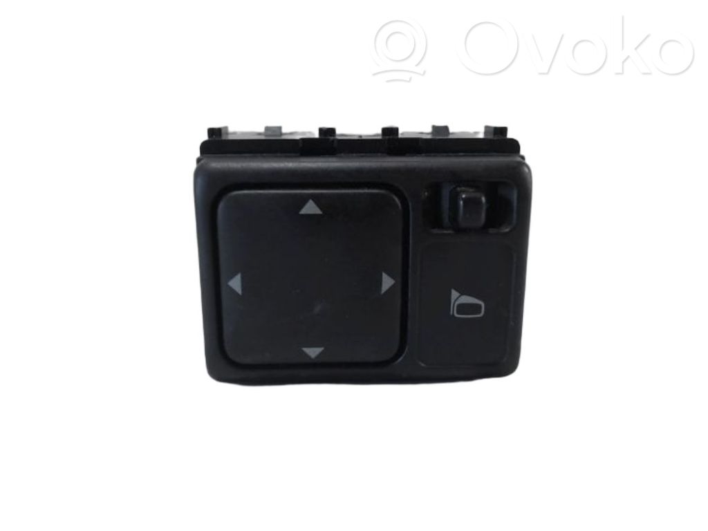 Sivupeilin kytkin   25570AX005,25570AX005,50326