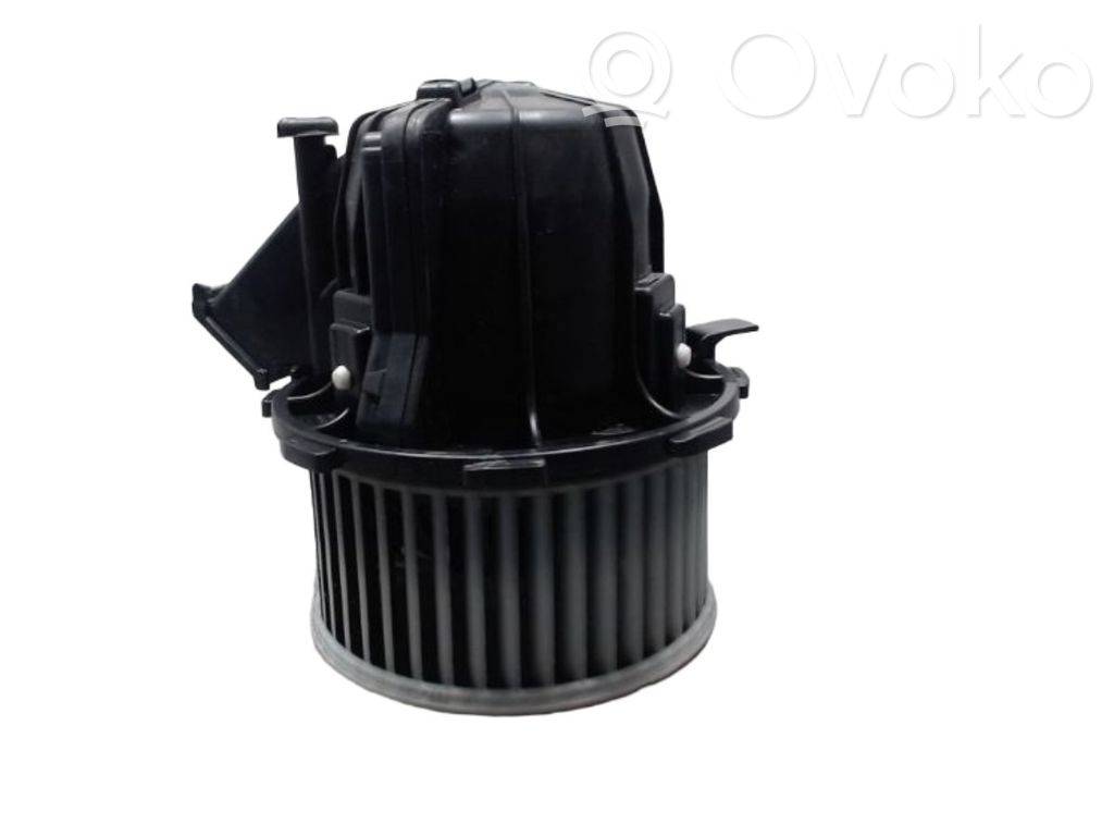 Audi A4 S4 B8 8K Heizungslüfter