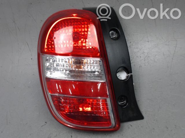 Nissan Micra Lampa tylna