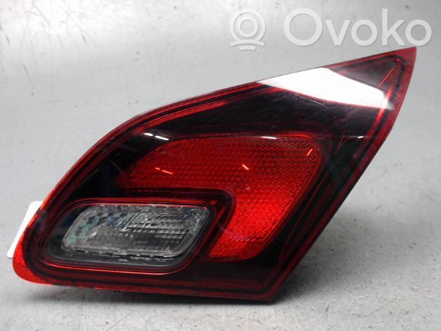 Opel Astra J Luci posteriori del portellone del bagagliaio