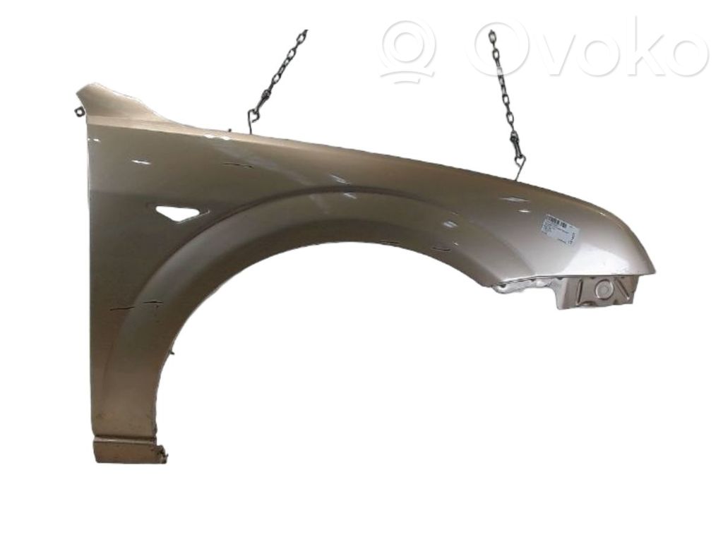 Ford Mondeo Mk III Aripă