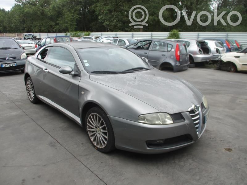 Alfa Romeo GT Scheinwerfer 