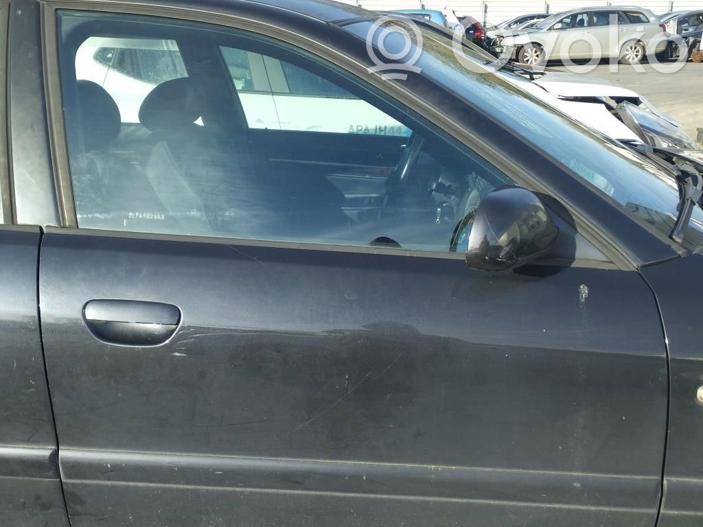 Audi A4 S4 B5 8D Priekinės durys 