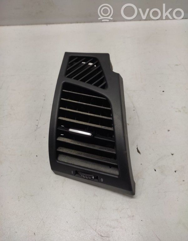 BMW 1 E81 E87 Moldura protectora de la rejilla de ventilación lateral del panel 