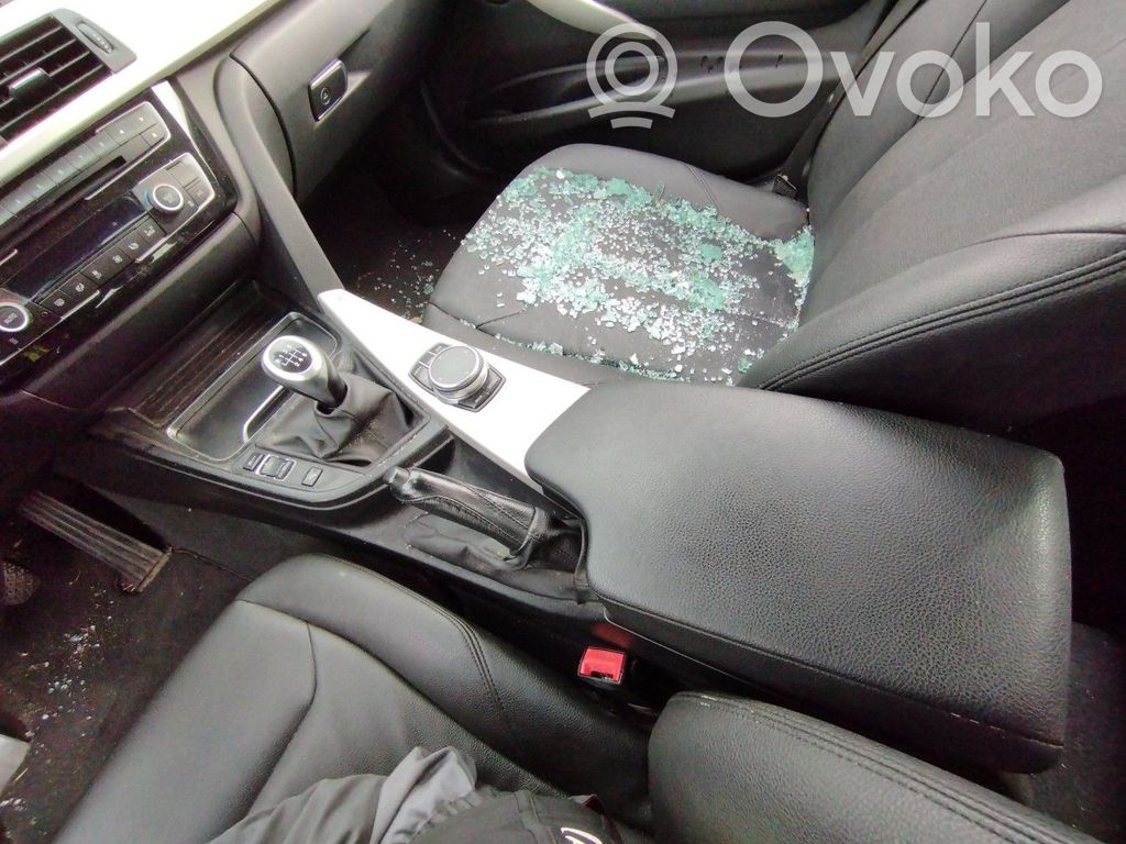 BMW 3 F30 F35 F31 Consola central 