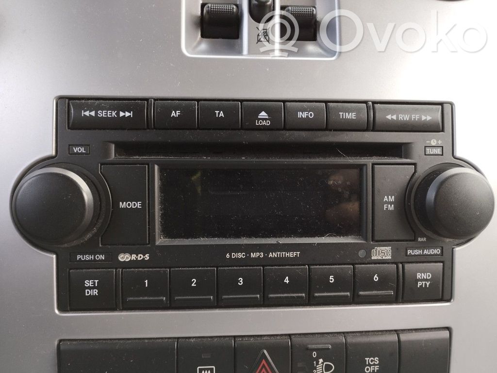 Panel / Radioodtwarzacz CD/DVD/GPS   5064065AE