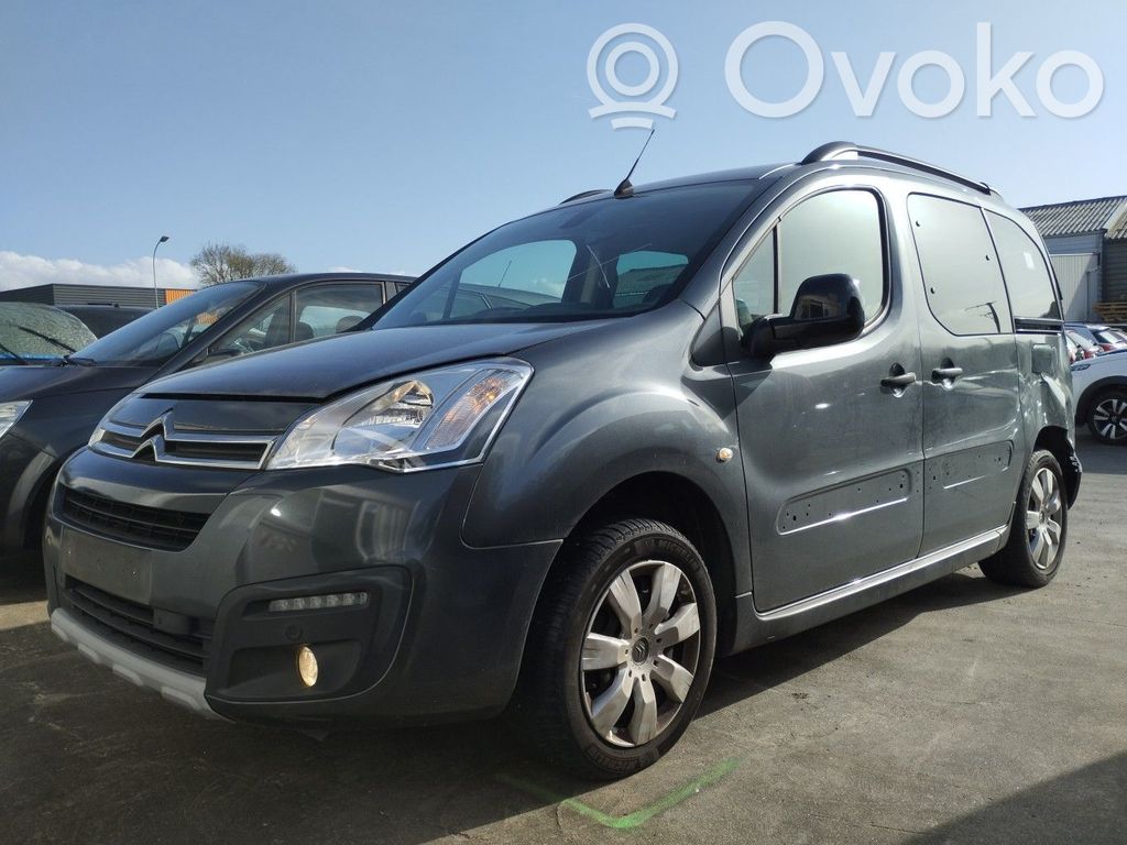 Citroen Berlingo AdBlue liquid reservoir 