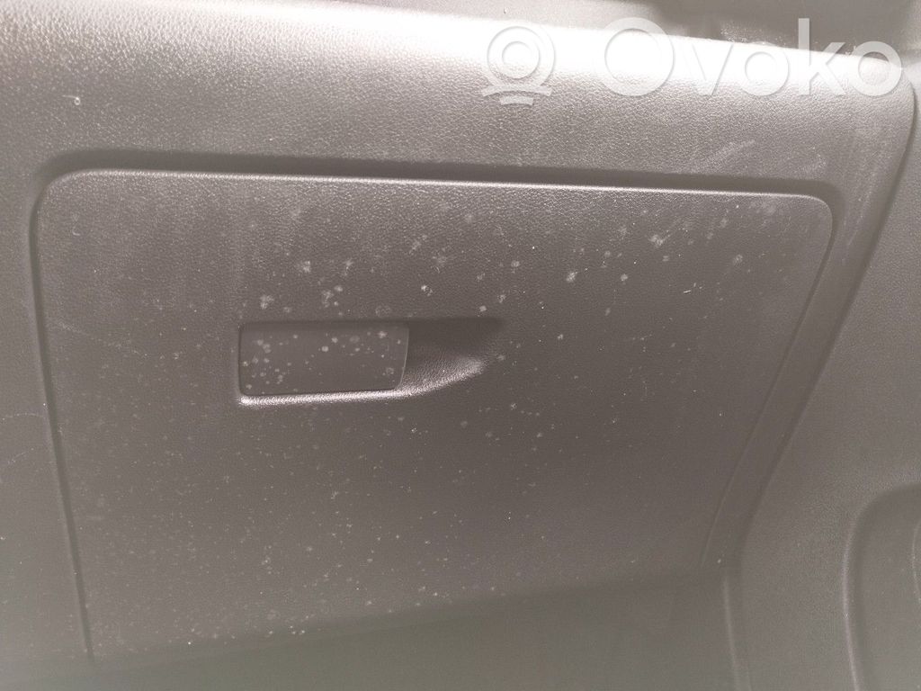 Citroen Berlingo Daiktadėžės (bordačioko) komplektas 