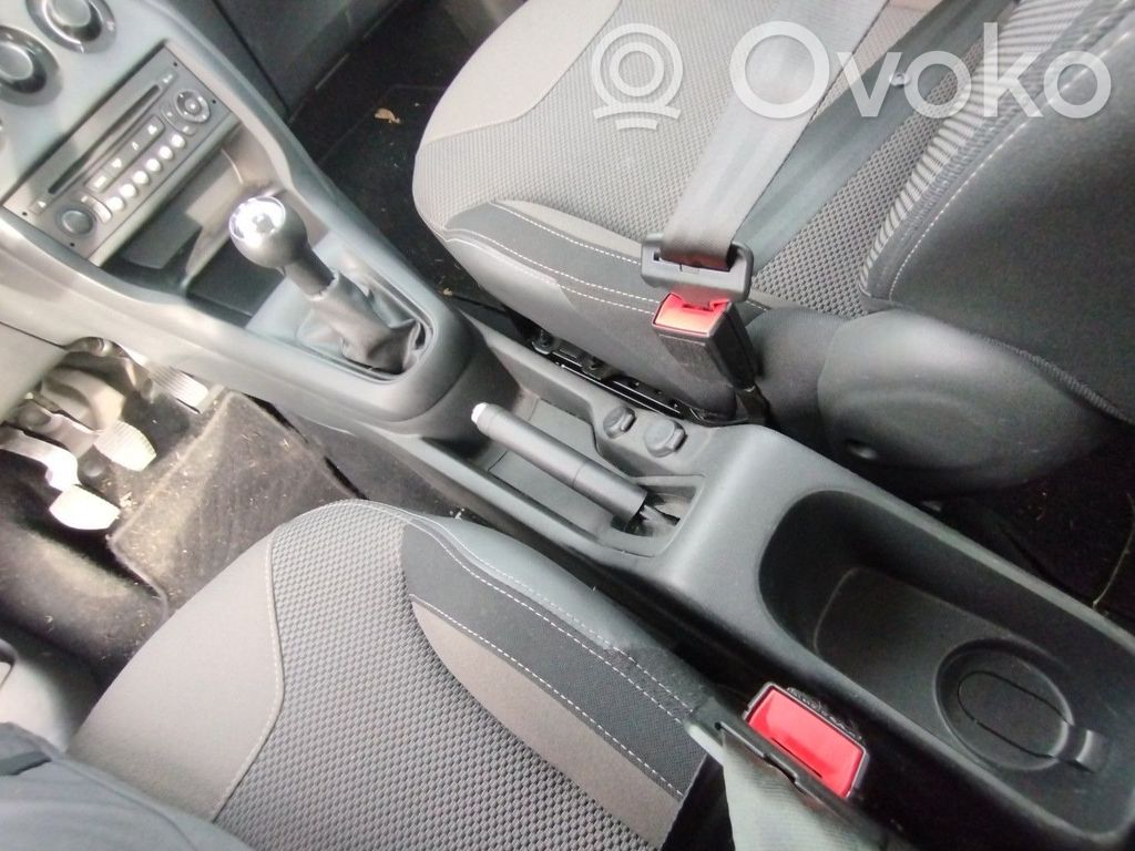 Citroen C3 Centrinė konsolė 