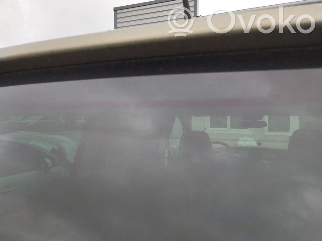 Citroen C8 Third/center stoplight 