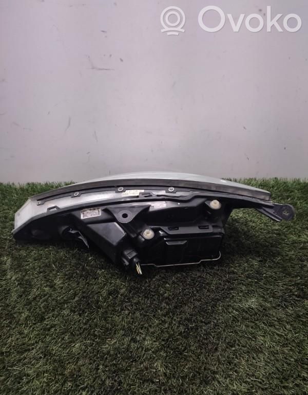 Ford Focus Headlight/headlamp 
