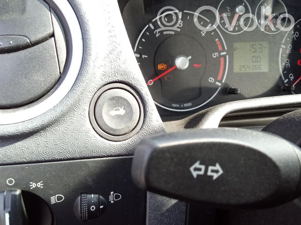 Ford Fusion Tailgate opening switch 