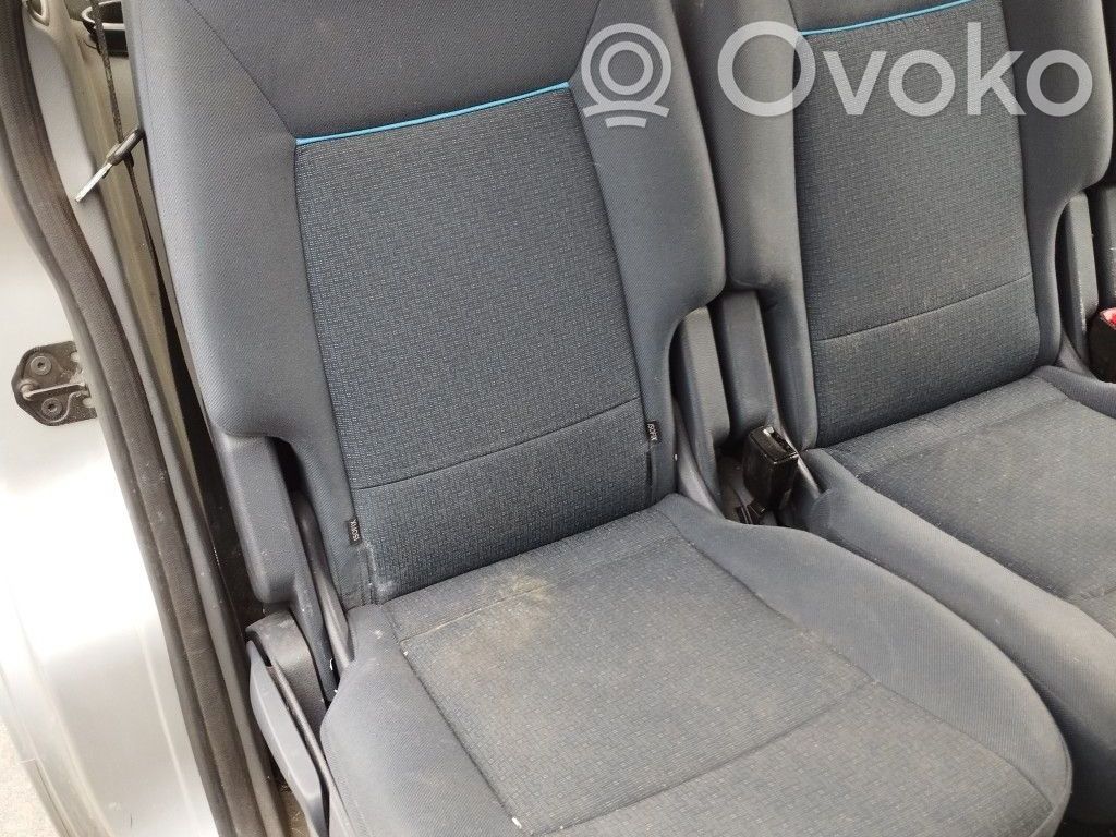 Ford Galaxy Takaistuin 