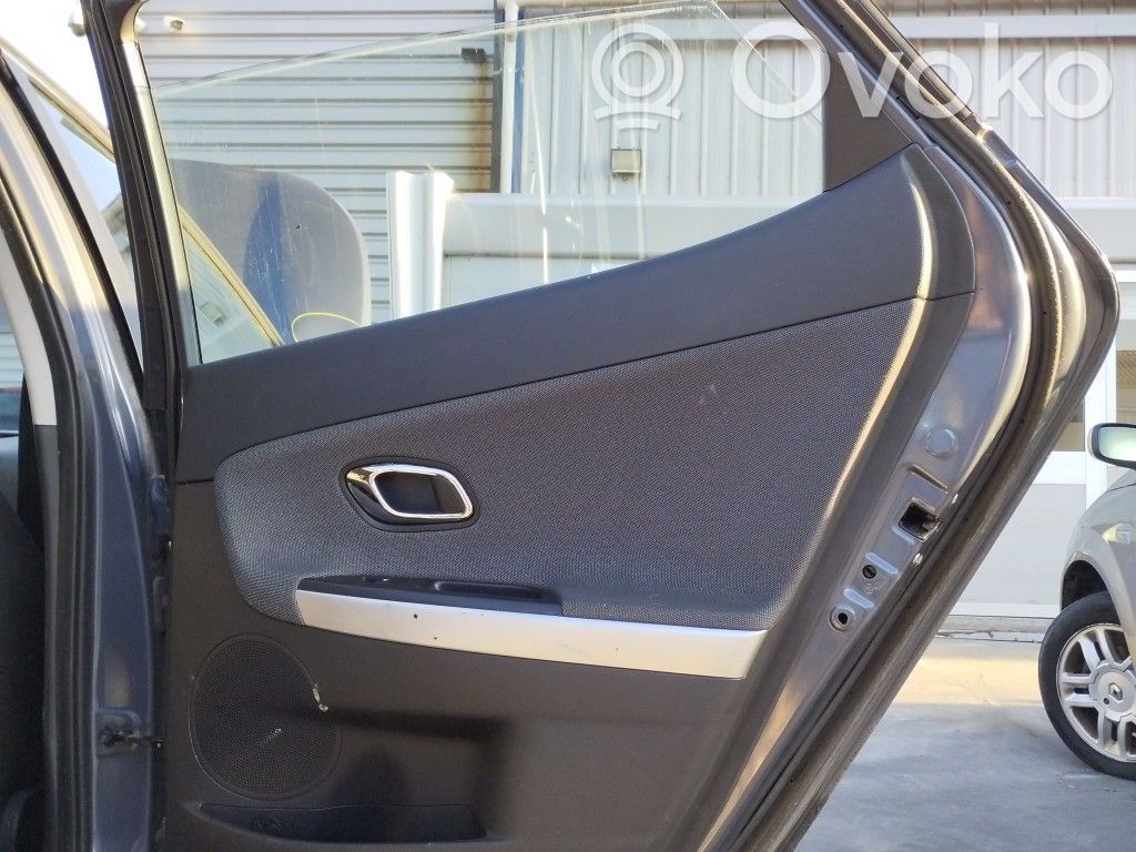 KIA Ceed Rear door window glass 