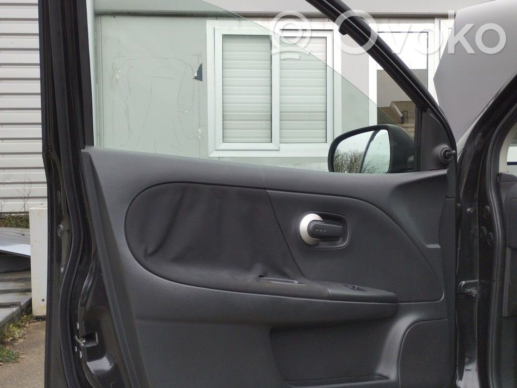 Nissan Note (E11) Încuietoare ușă față 