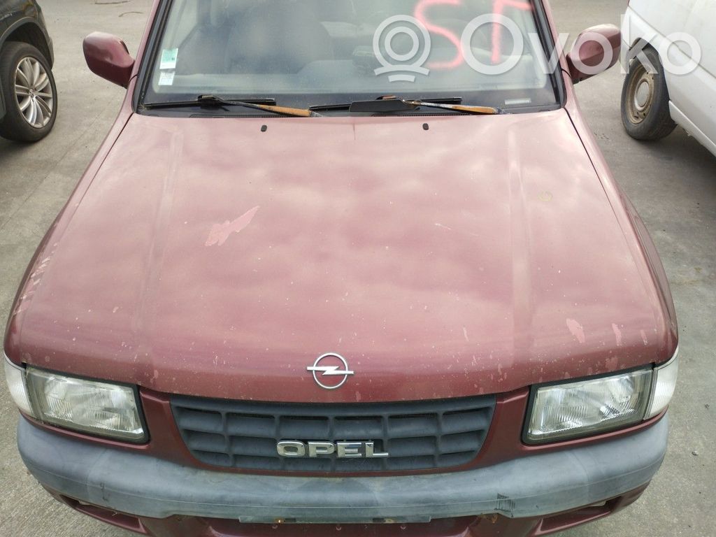 Opel Frontera B Dzinēja pārsegs (vāks) 