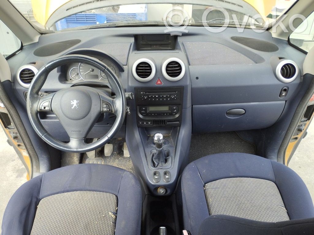 Peugeot 1007 Panel de instrumentos 