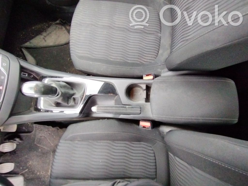 Peugeot 308 Consola central 