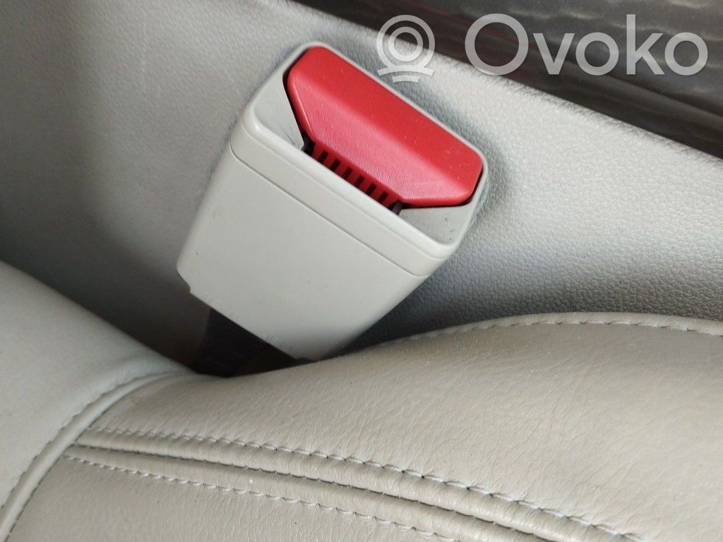 Peugeot 508 Hebilla del cinturón delantero 