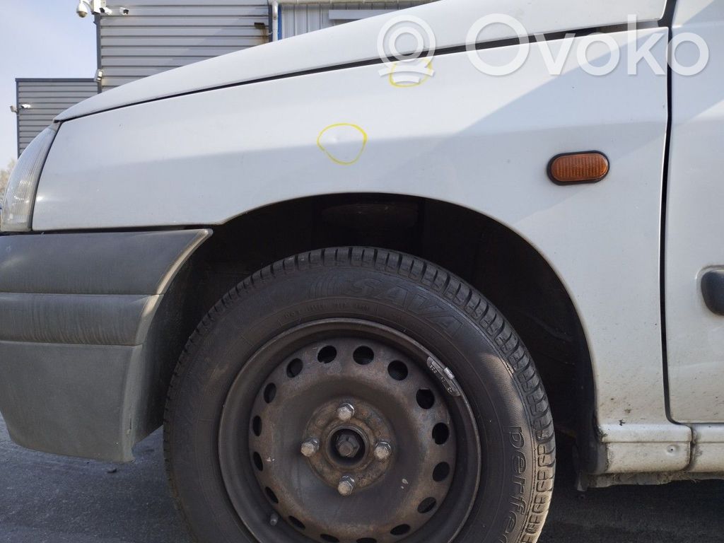 Renault Clio I Sparnas 