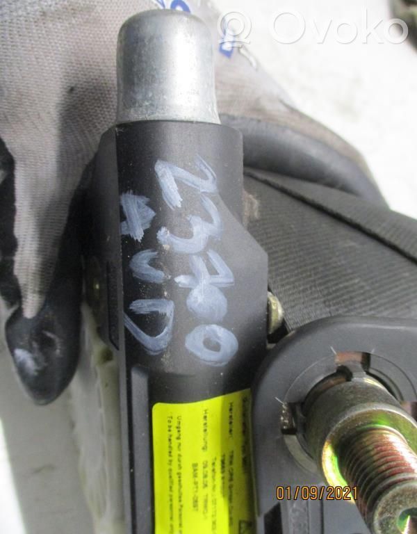 Renault Clio III Cinturón delantero 